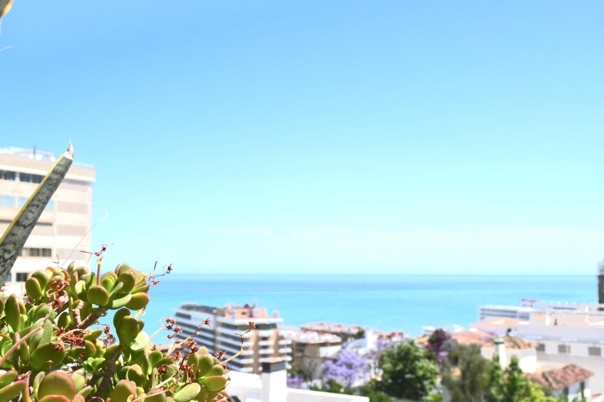 Light-Filled Apartment With Sea Views توريمولينوس المظهر الخارجي الصورة